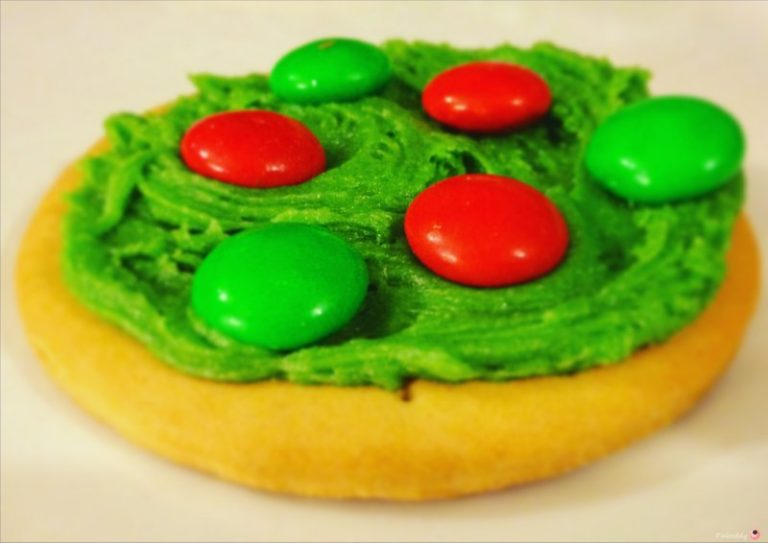 Easy Christmas Biscuits | Pinkoddy's Blog